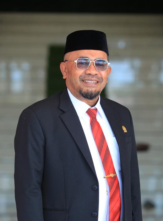  IDRUS E. MANEKE,SE